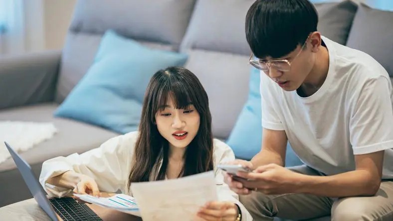 八点后的超市清仓,差点让我破产