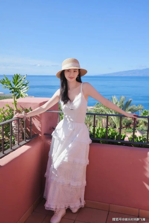 天下秀赴港补血：收入萎缩、利润腰斩，客户素材曾被泄露